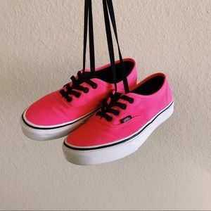Vans Neon Pink (W6.5/M5)